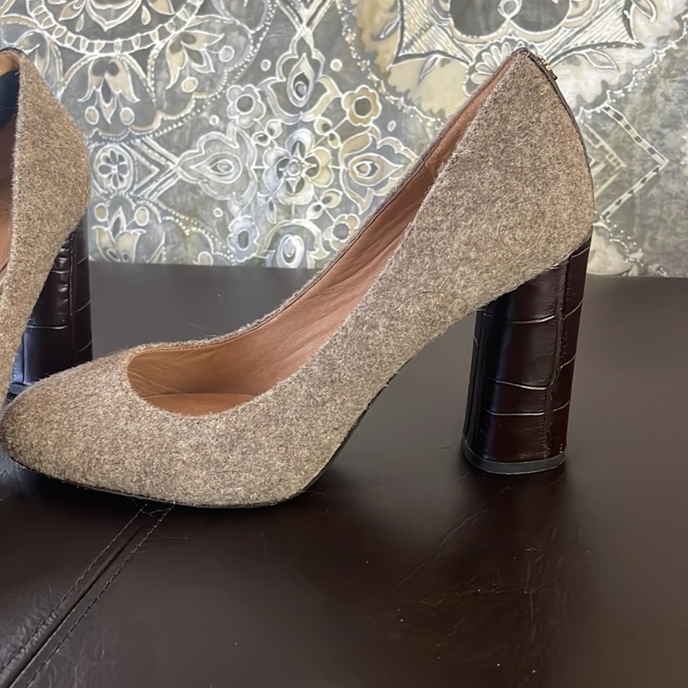 Coach Heels - Picture 3 of 5